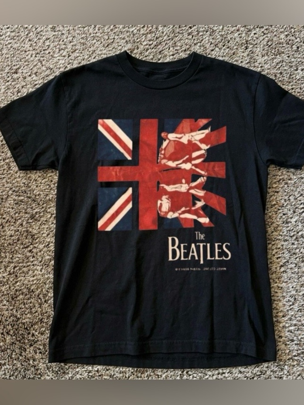 The Beatles band tee gildan reprinted
With jack flag